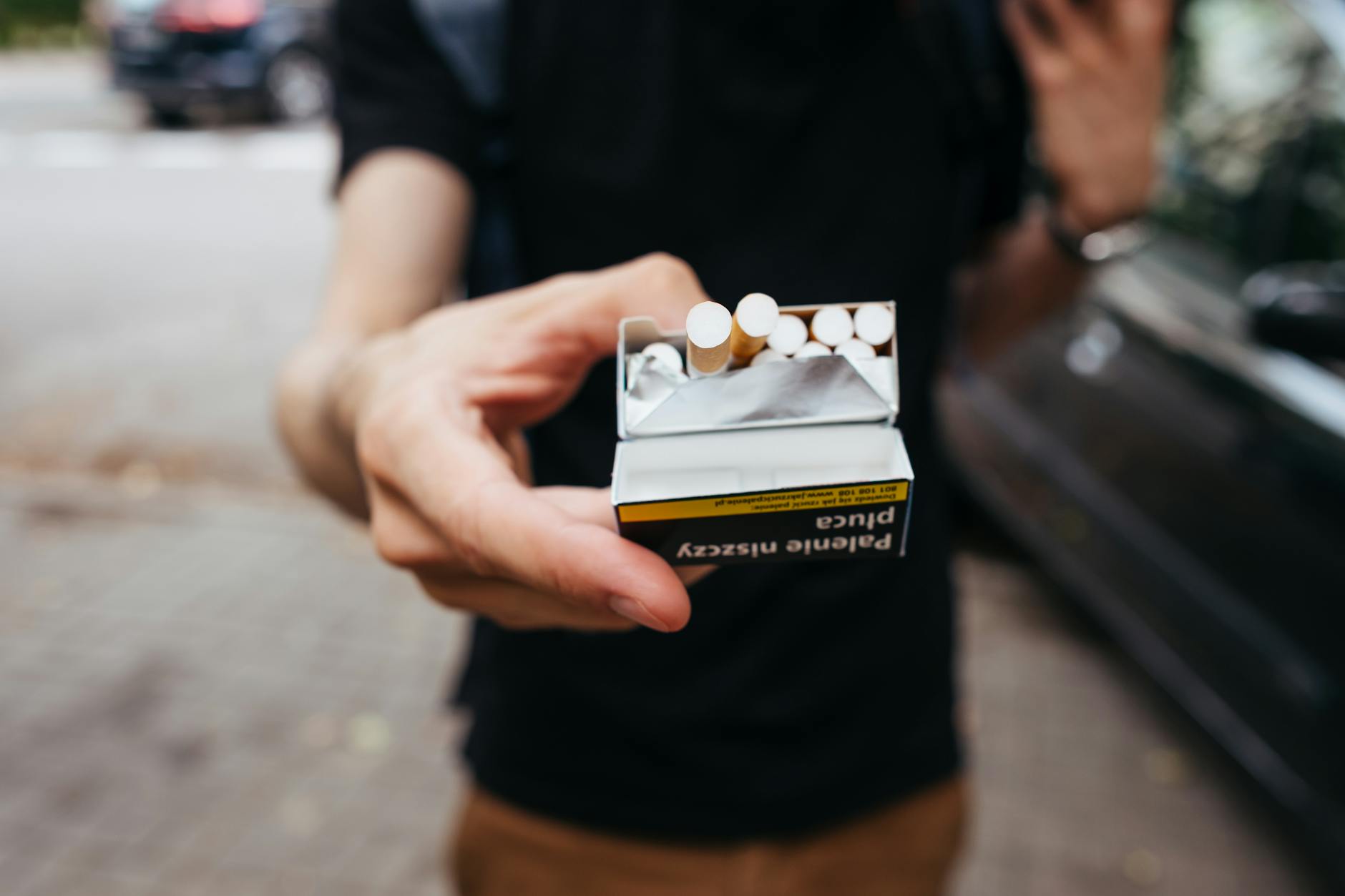 WHO Warns of Rising Nicotine Pouch Sales Targeting Youth